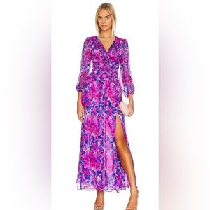 Miss Ismelda Maxi Dress, Size M